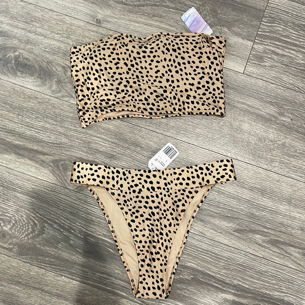 Leopard bikini